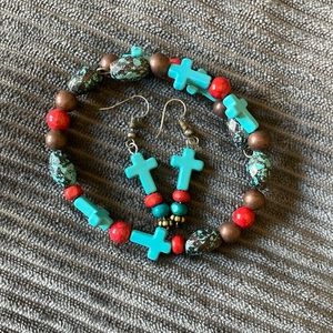 Bracelet and earrings.